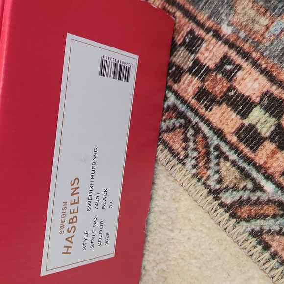 Swedish Hasbeens Black Leather Clogs - Picture 2 of 4